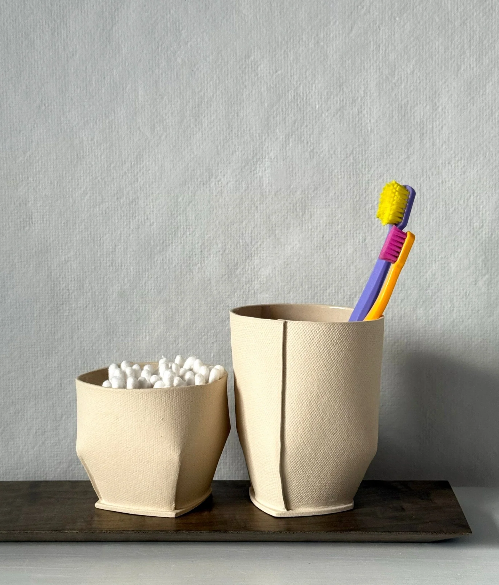 Apollonie Céramique "Paper Cups" Desk Set - Image 3