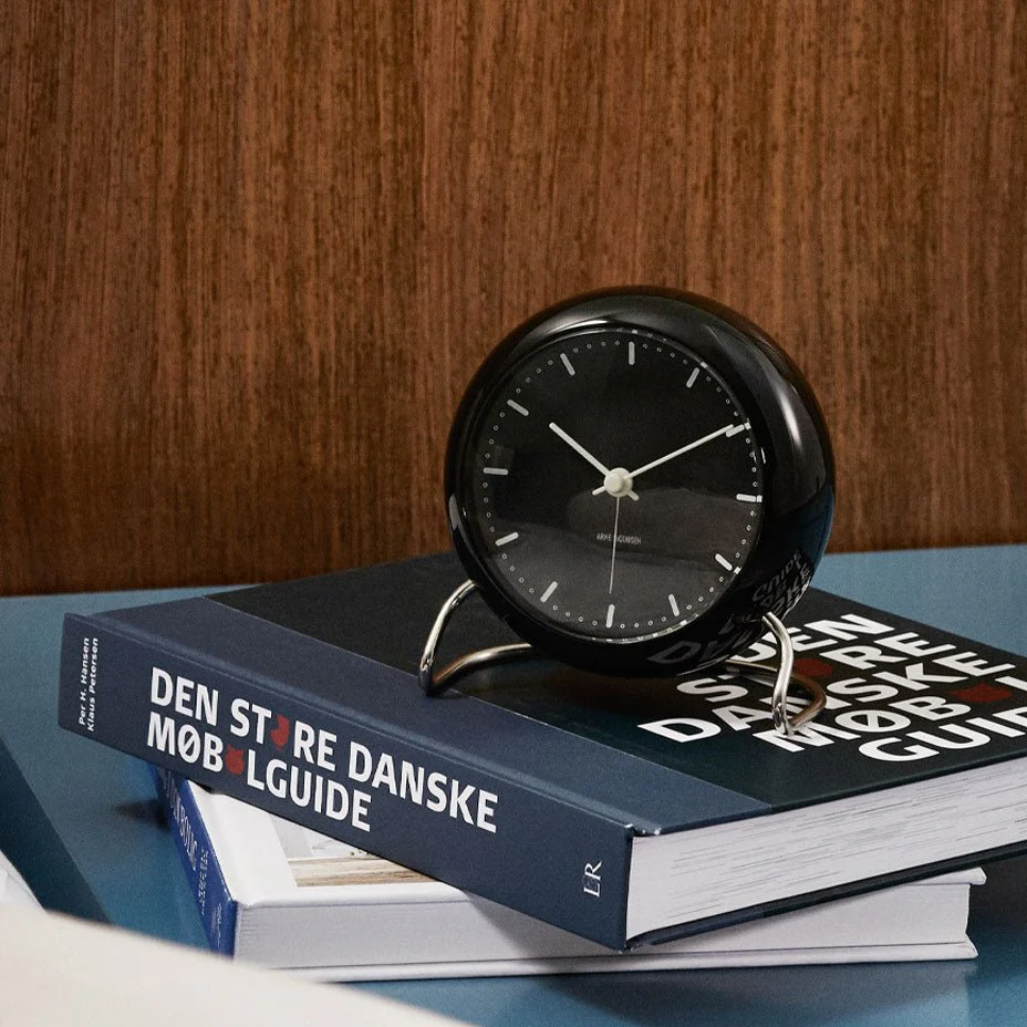 Arne Jacobsen Station Clock: Black - Image 3