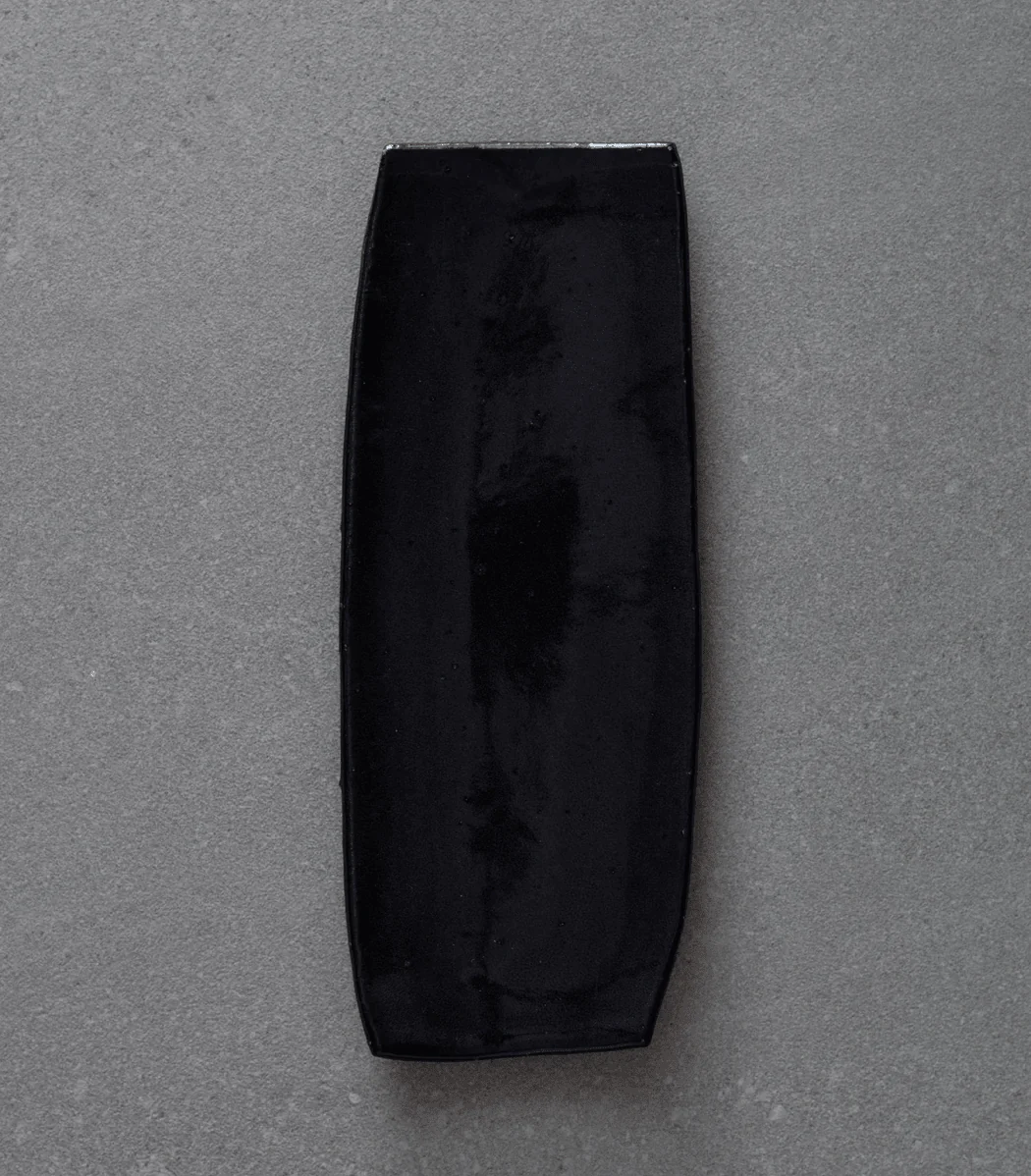 Black Minu Yaki Long Catchall - Image 9