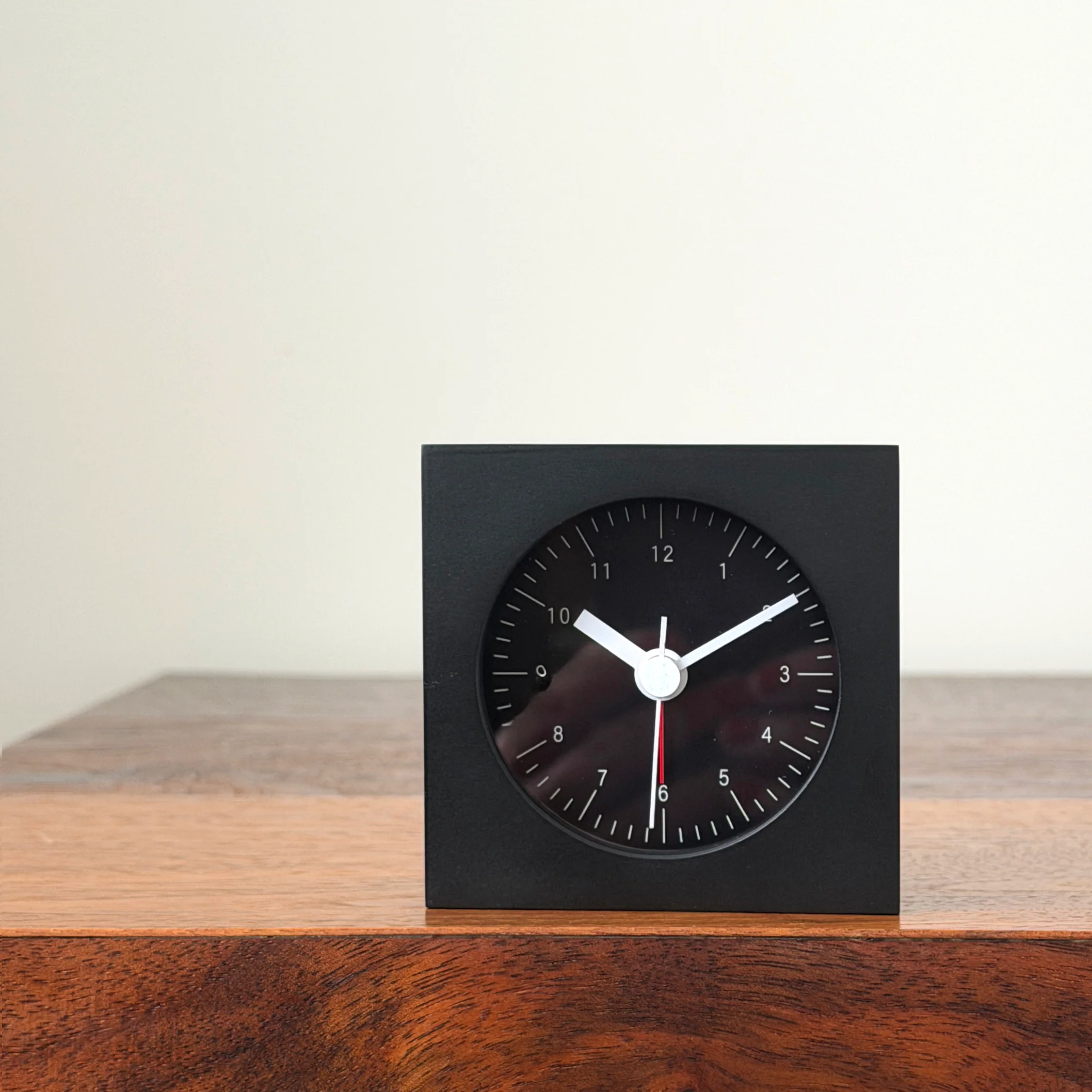 Cube Alarm Clock - Image 3