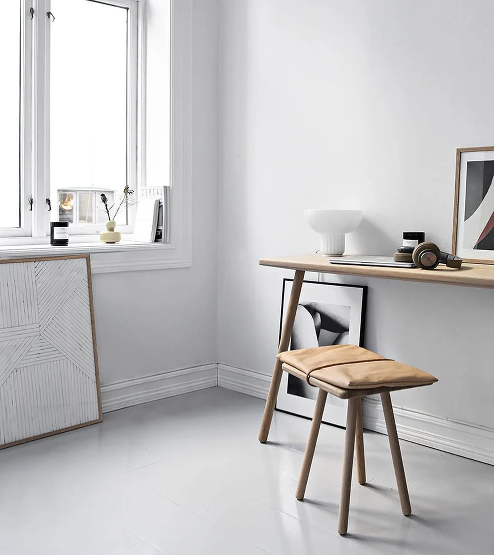 Compact Georg Desk - Image 9