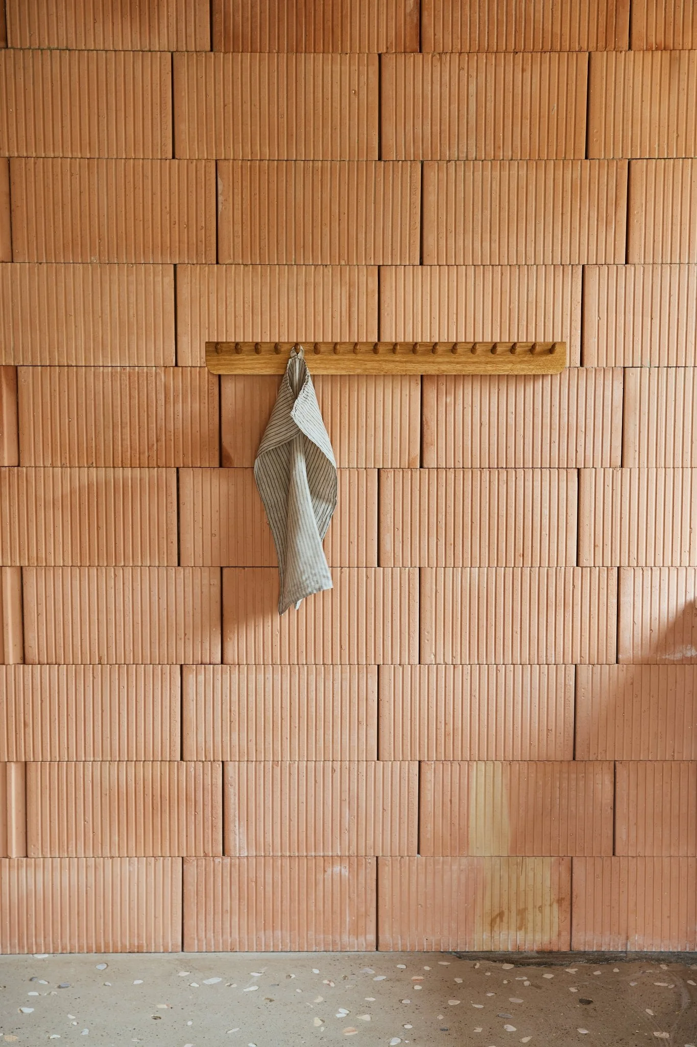 Echo Hanging Rack, Oiled Oak: 2 Sizes - Image 6