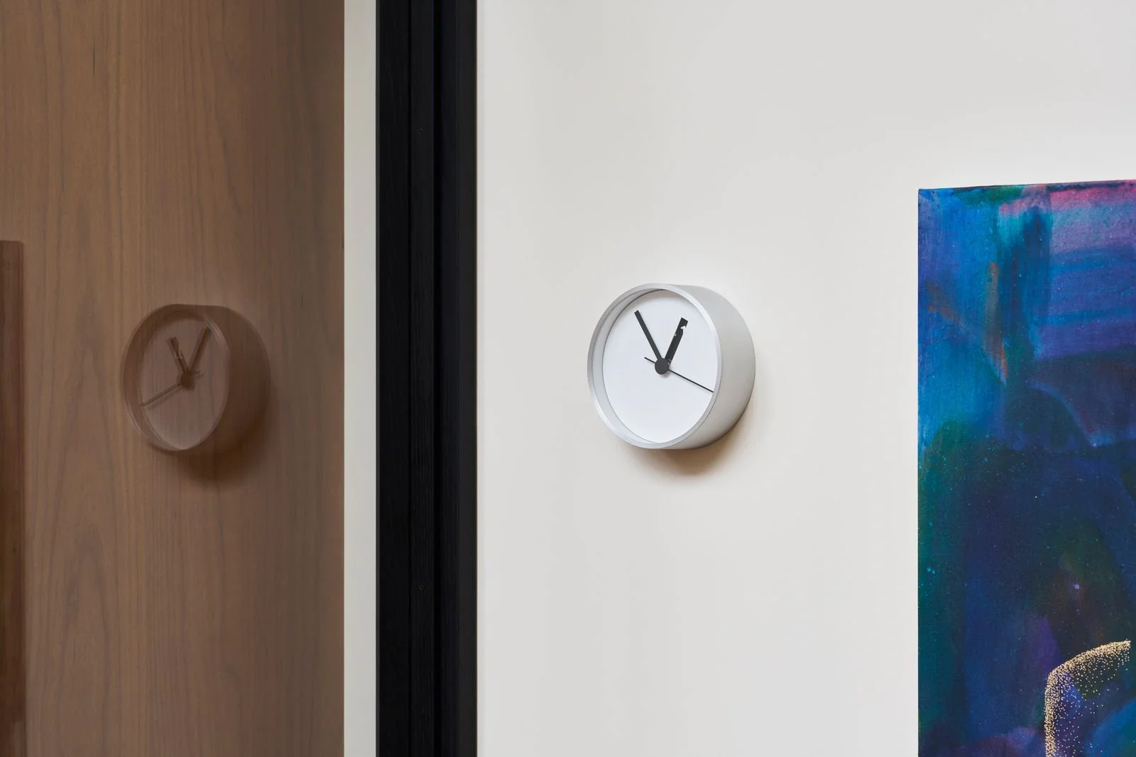 Extra Normal Clock - Image 17