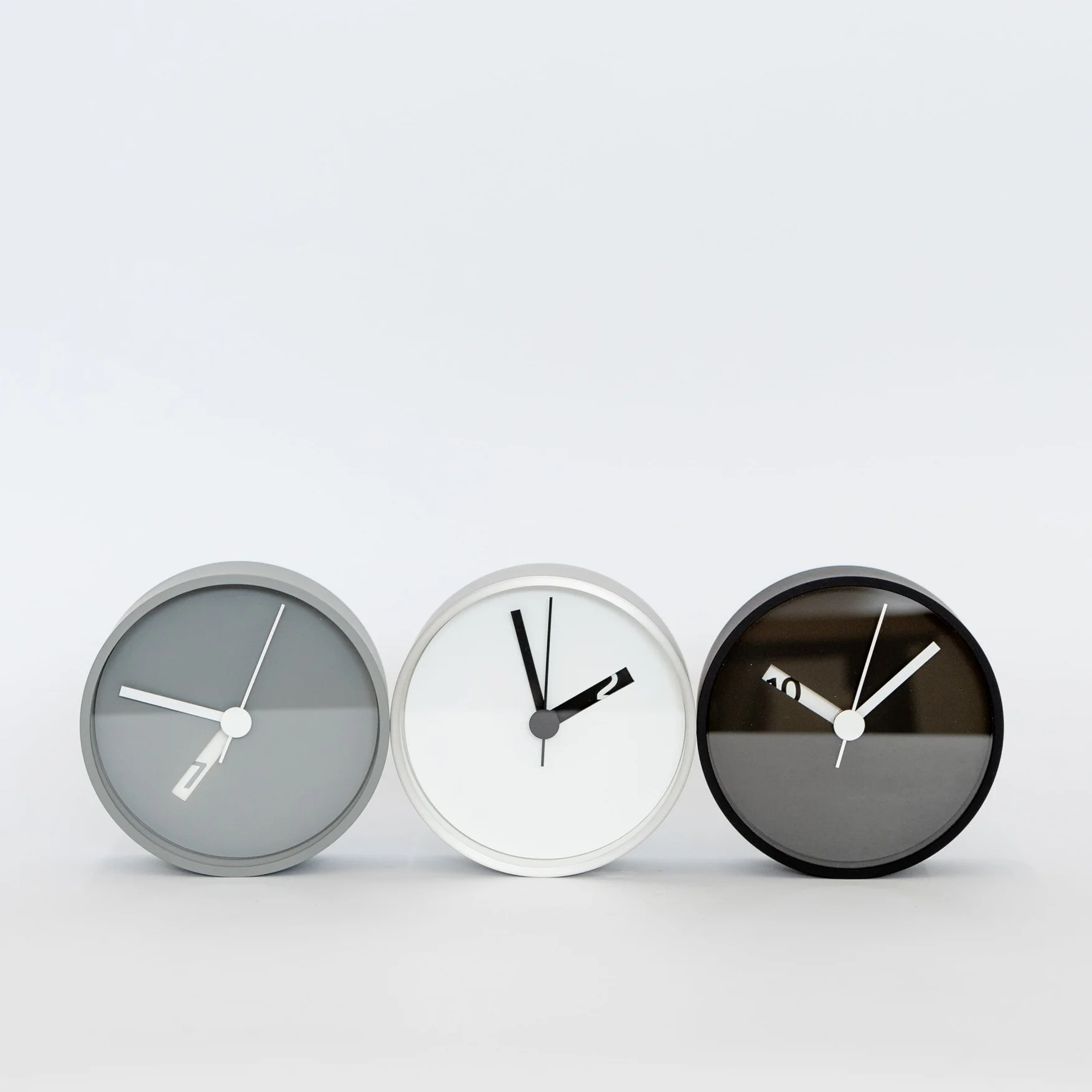 Extra Normal Clock - Image 20