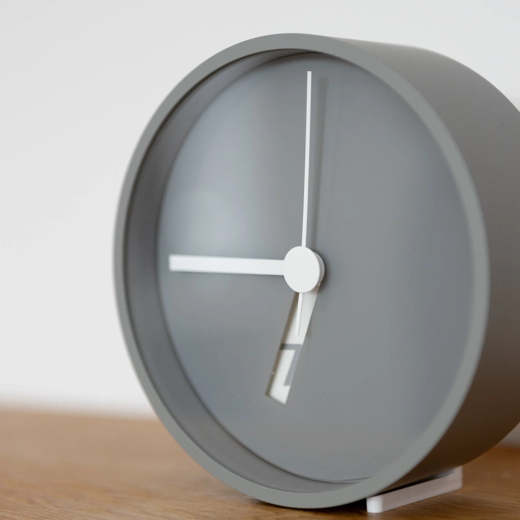 Extra Normal Clock - Image 9