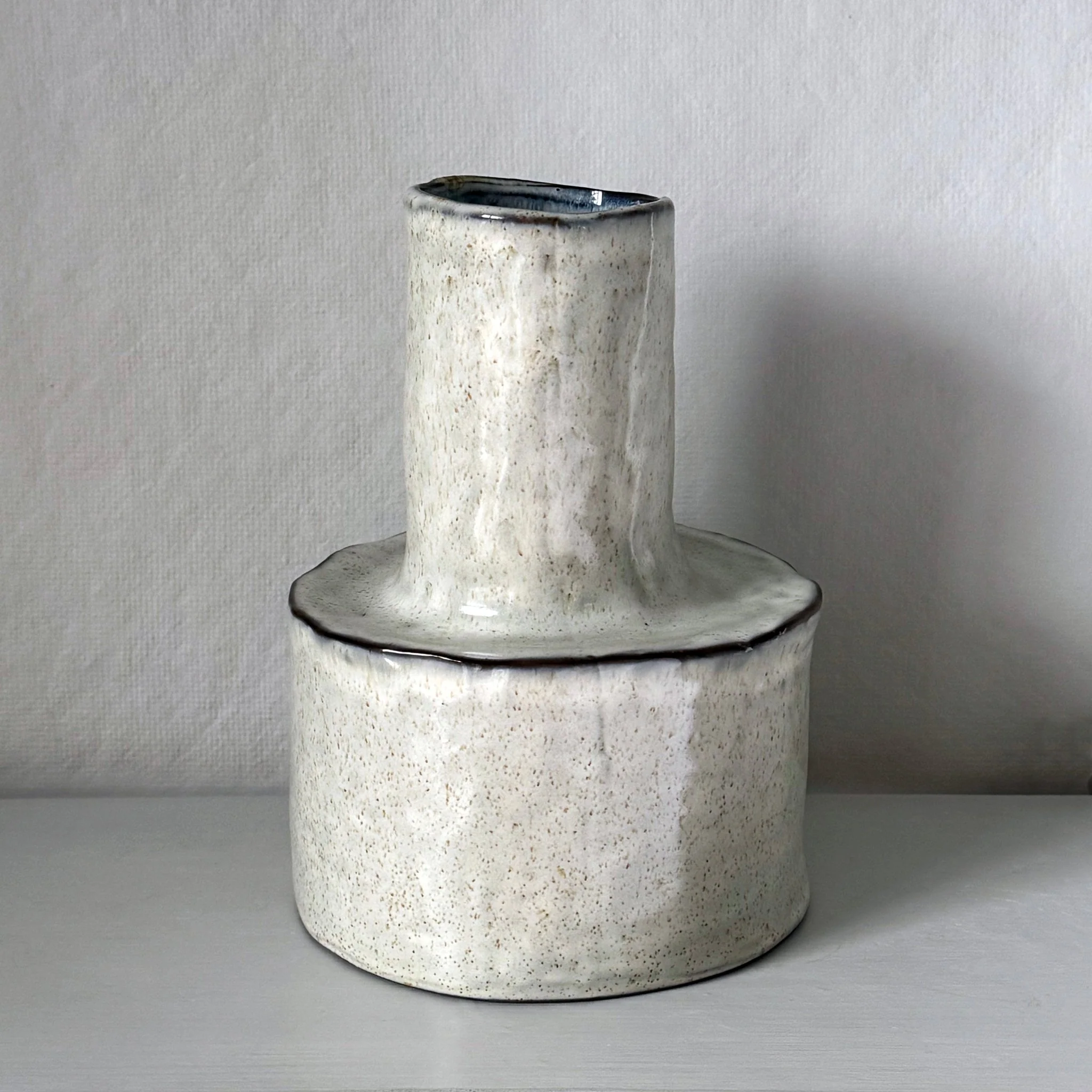 Héléna Marie Vases: Pale - Image 9
