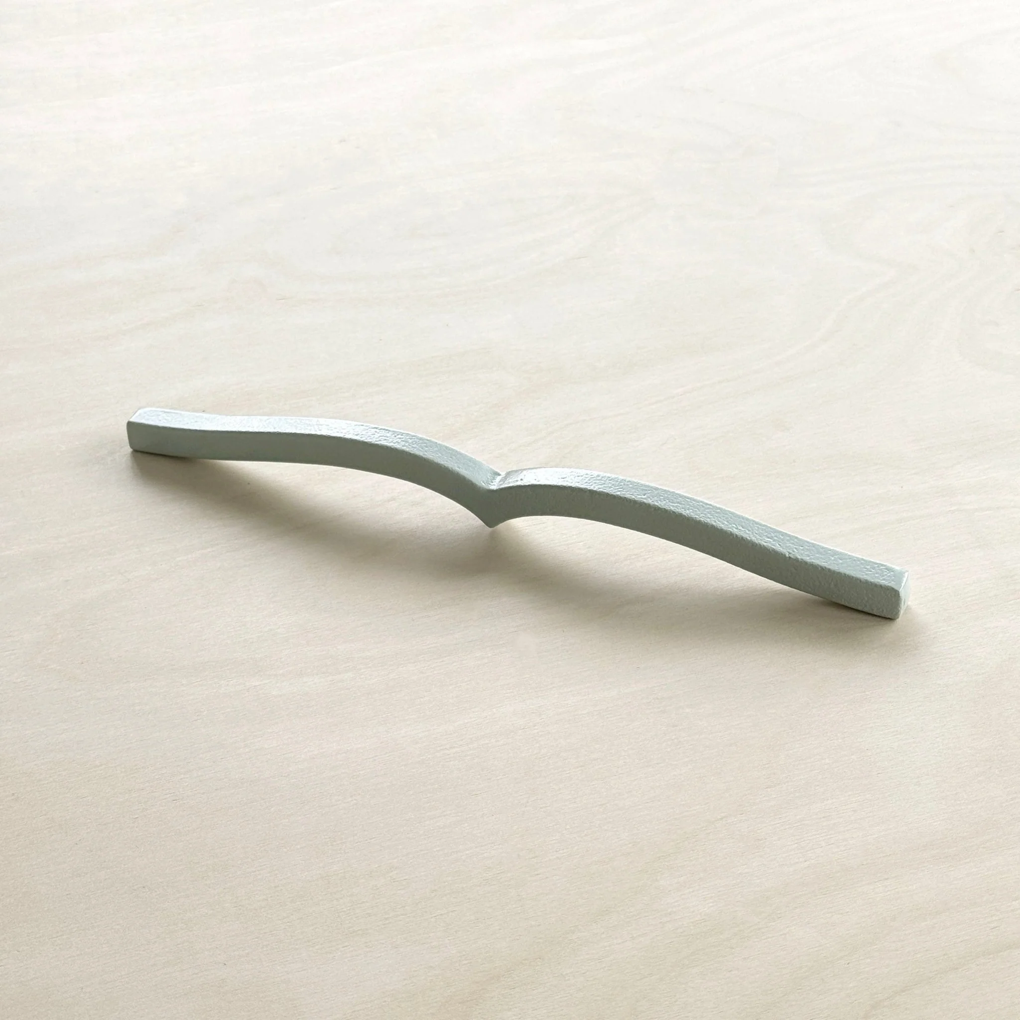 Japanese Cast Iron Book Weight: Pale Grey - Image 2