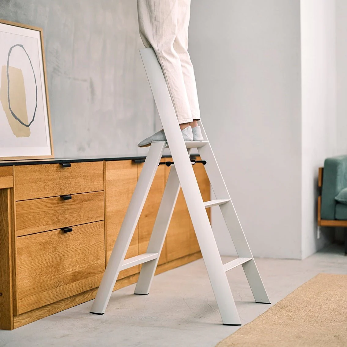 Hasegawa Lucano Step Ladder: 3-step, Crystal Gray - Image 6