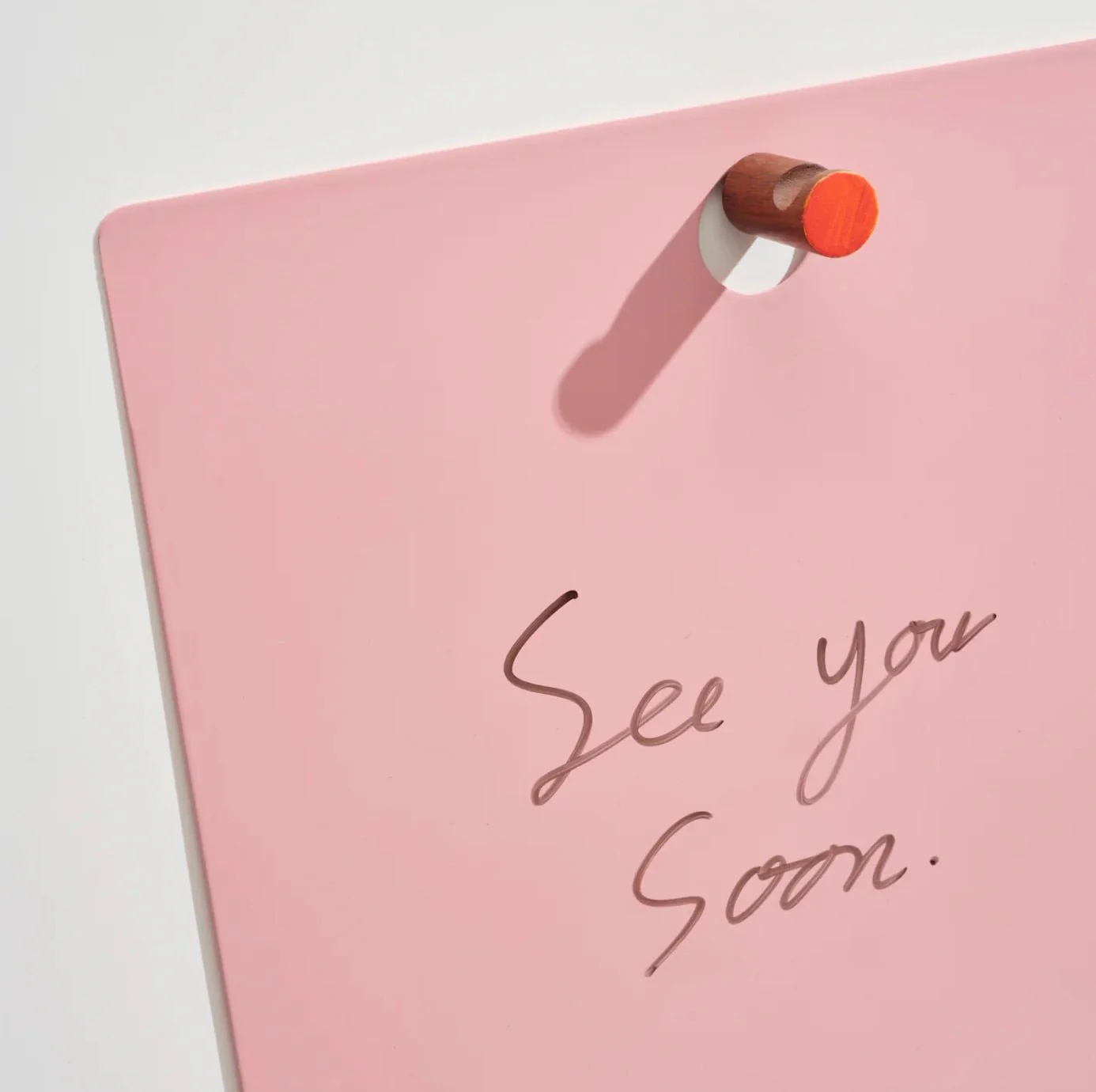 Magnetic Wall/Desk Clipboard: Pink - Image 7