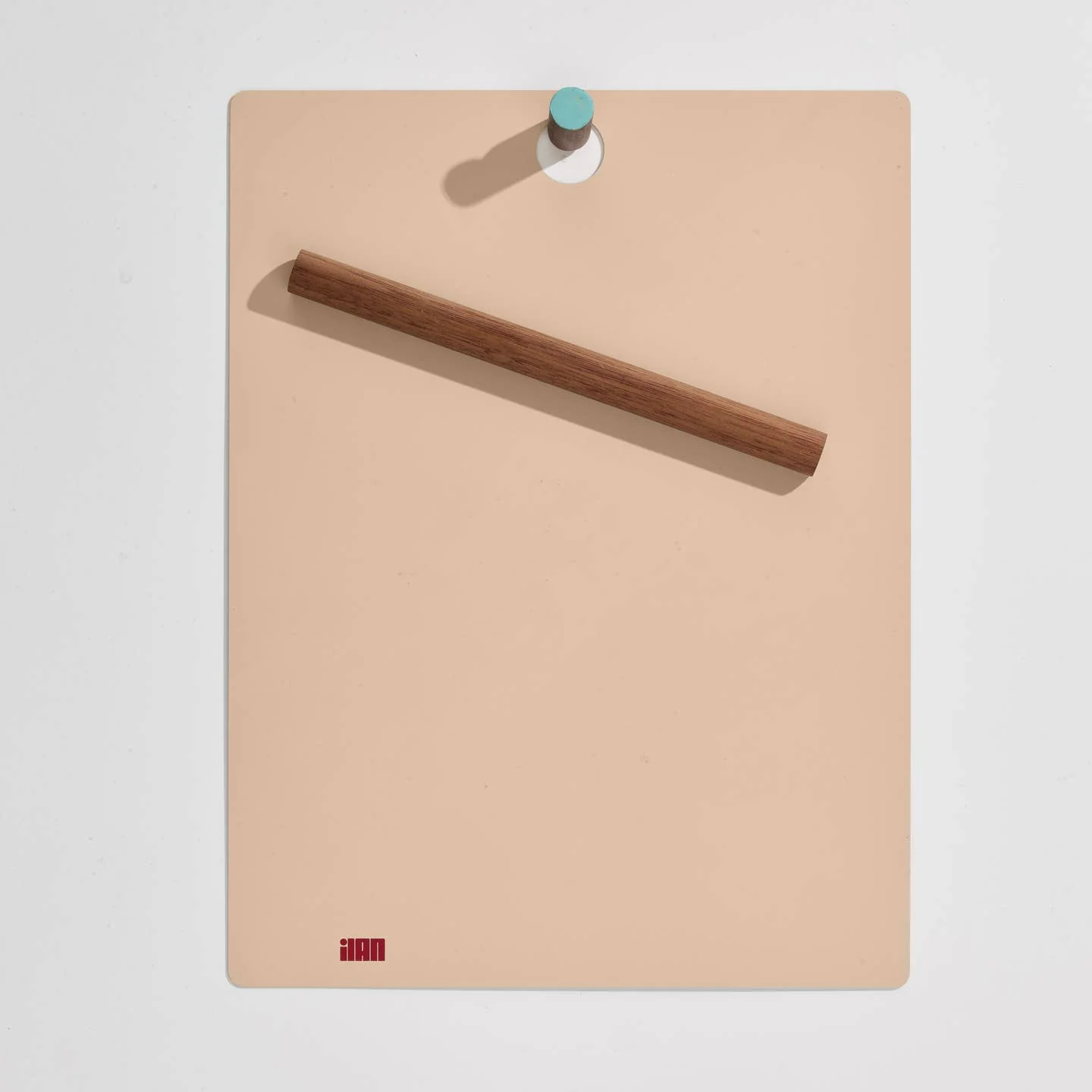 Magnetic Wall/Desk Clipboard: Beige - Image 3