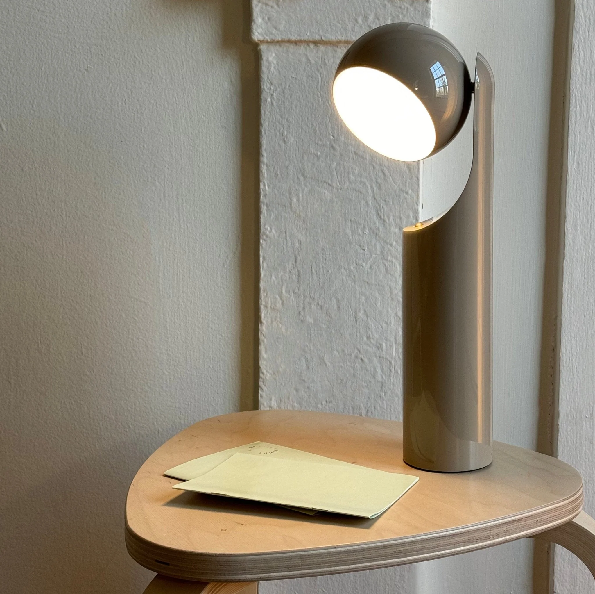 Mono Portable Lamp: Beige - Image 4