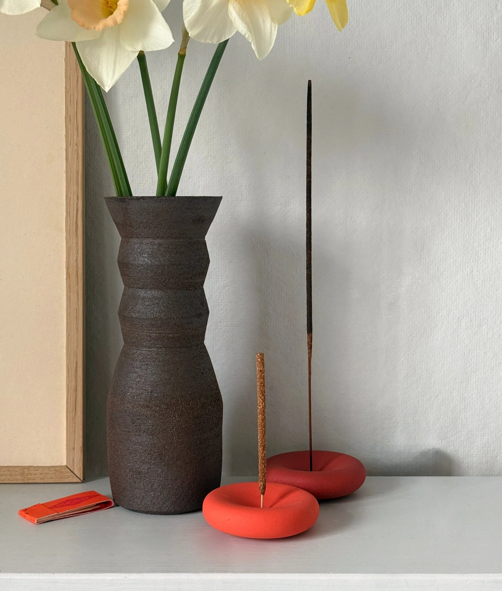 Olivia Snow Ceramic Vases - Image 4
