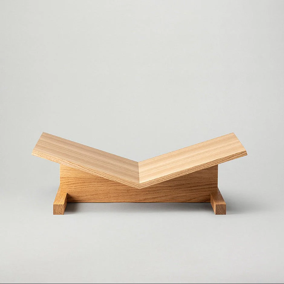 Page Book Stands: Natural Oak, 2 sizes - Image 4
