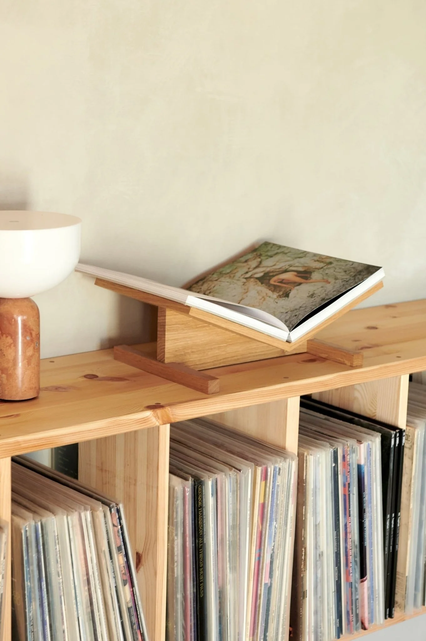 Page Book Stands: Natural Oak, 2 sizes - Image 7