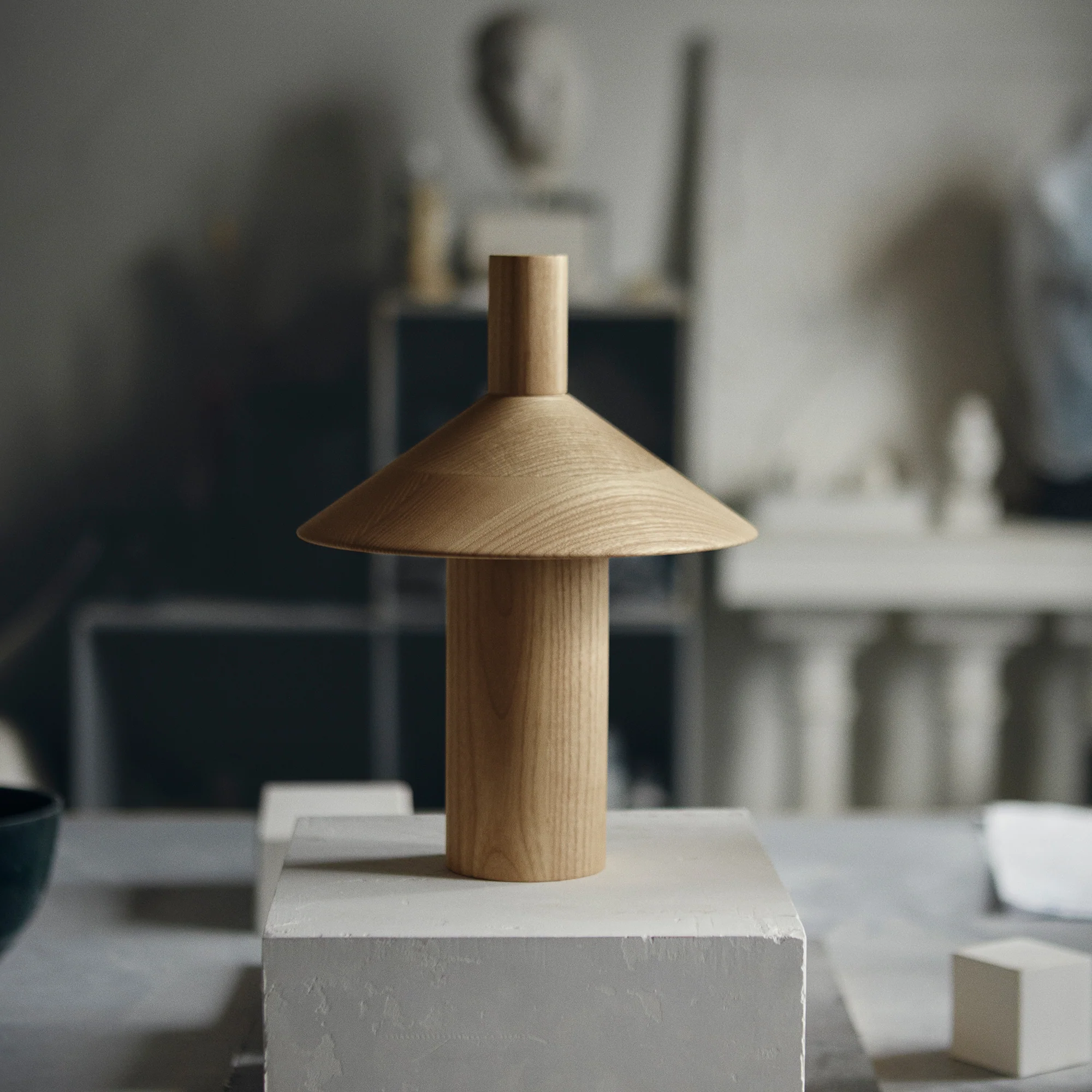 Pepa Ash Portable Light - Image 3