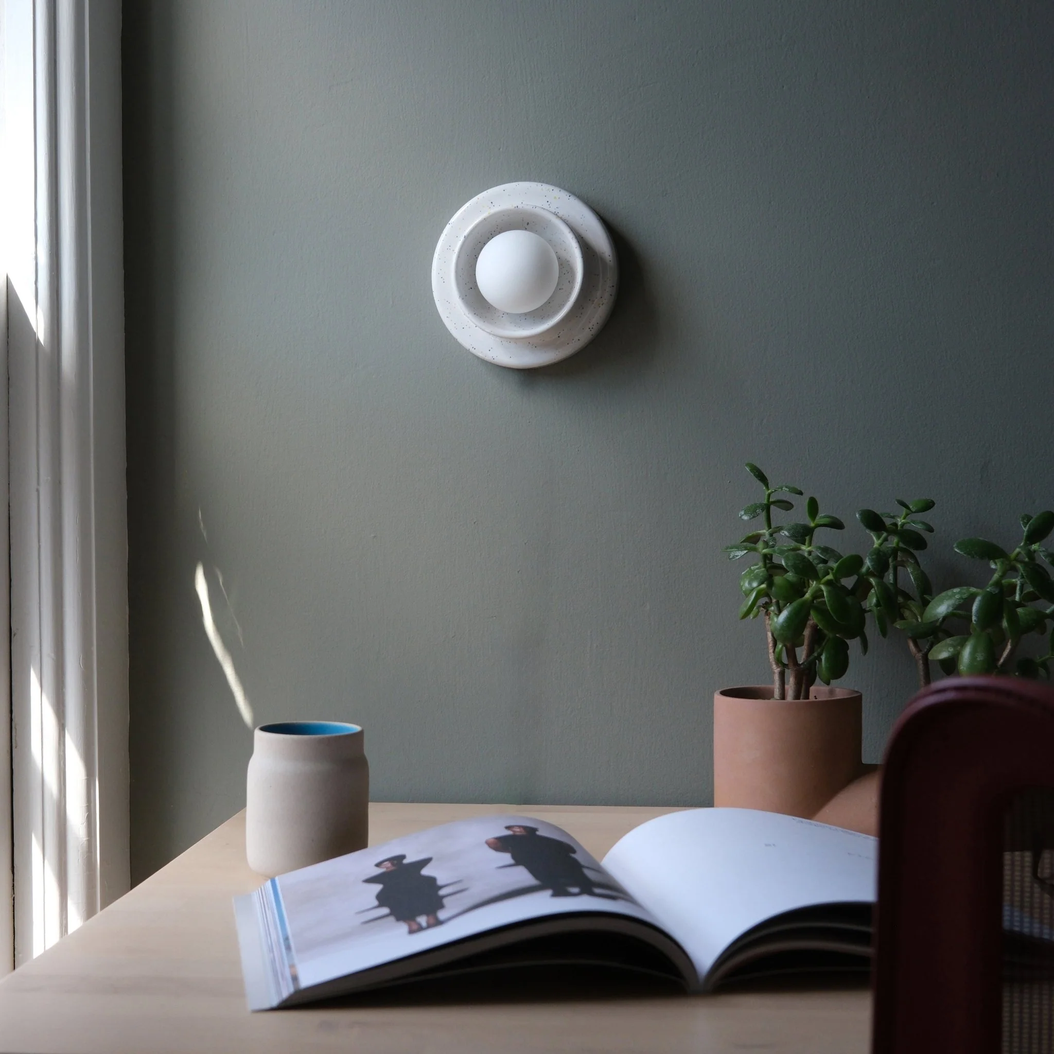 Q Ceramic Sconce: 10 colorways - Image 4