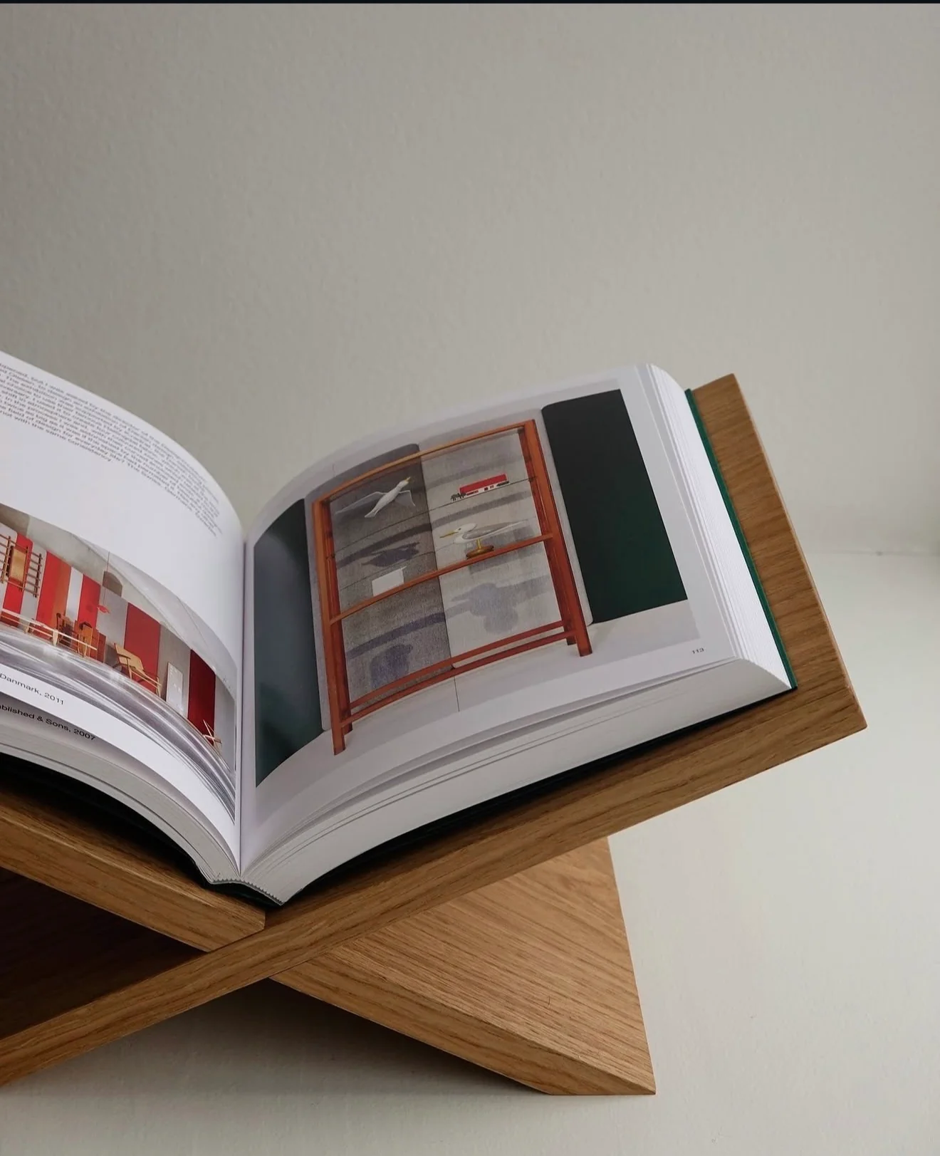 Rest Book Stand: Natural Oak - Image 8