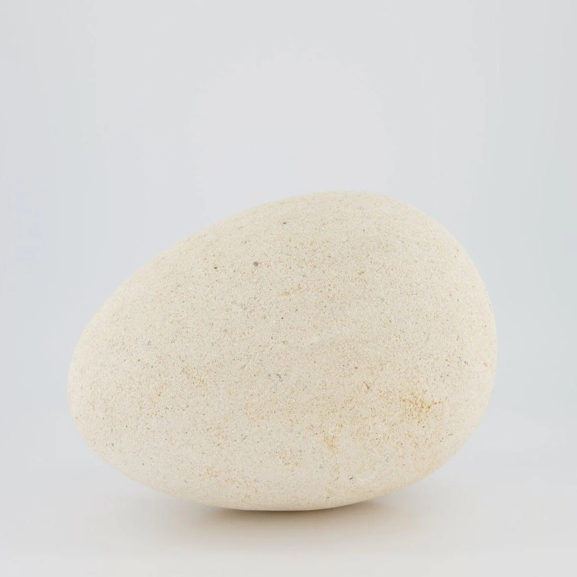 Ōamaru Limestone Egg - Image 10