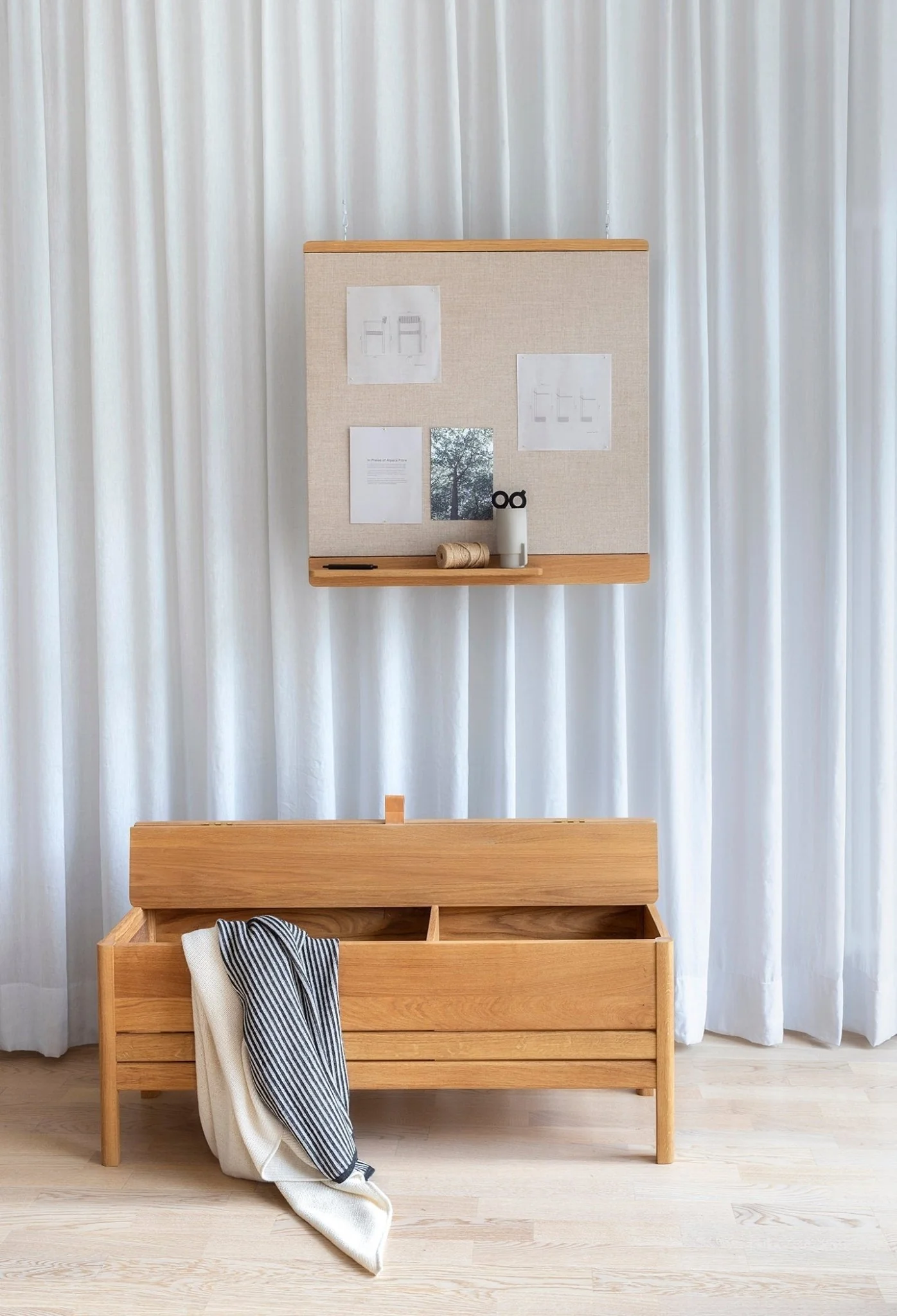Square Pin Board:  Oiled Oak - Image 4