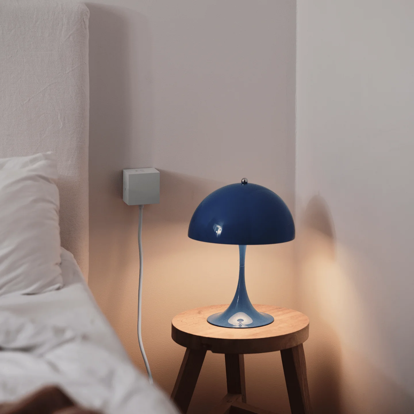 Stockholm Square 1 Power Strip: Opal White - Image 4
