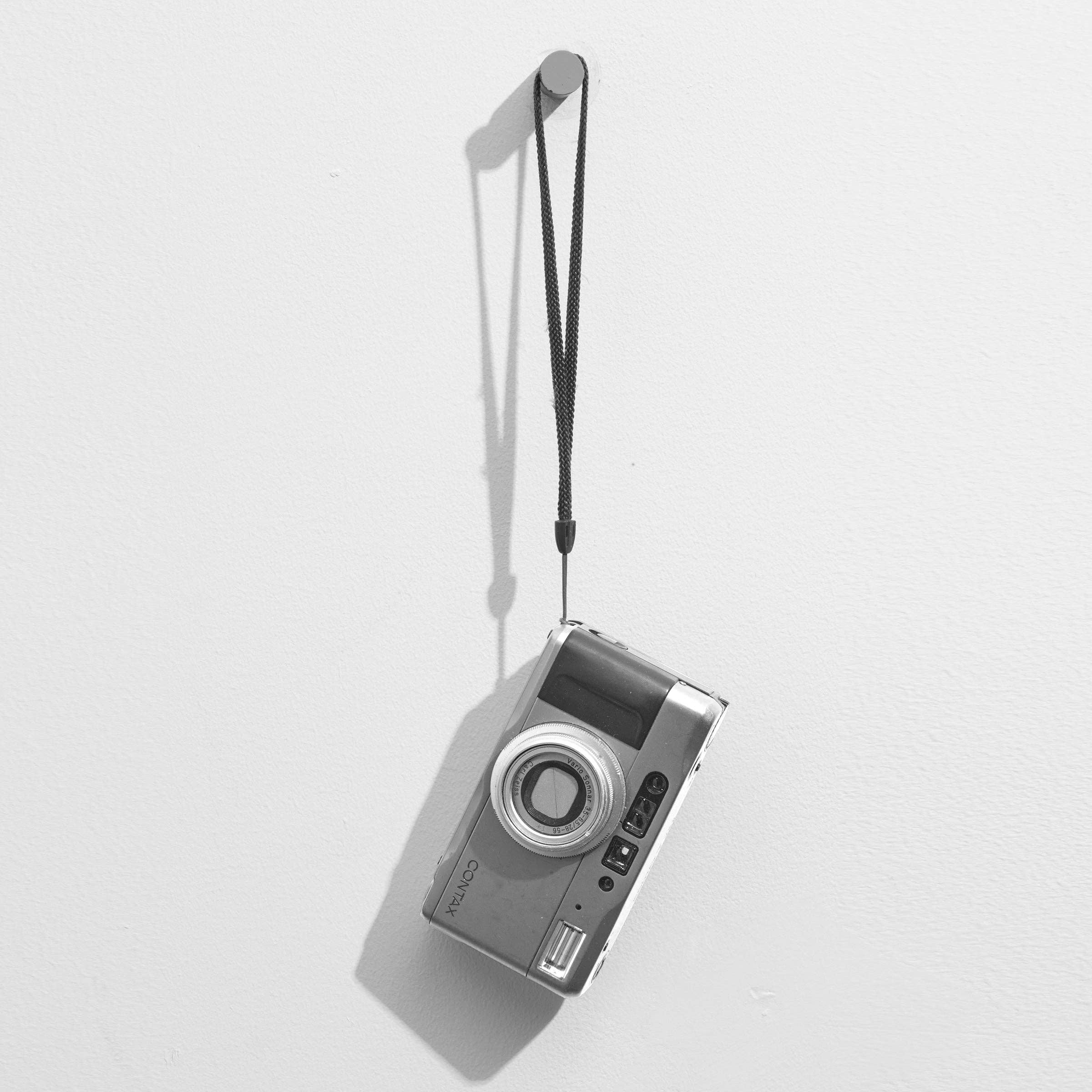Magnetic Wall/Desk Clipboard: Yellow - Image 6