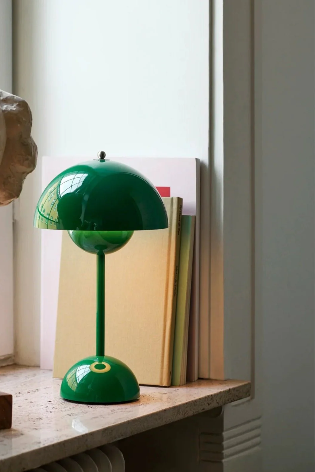 Verner Panton Flowerpot Portable Lamp: Green - Image 4