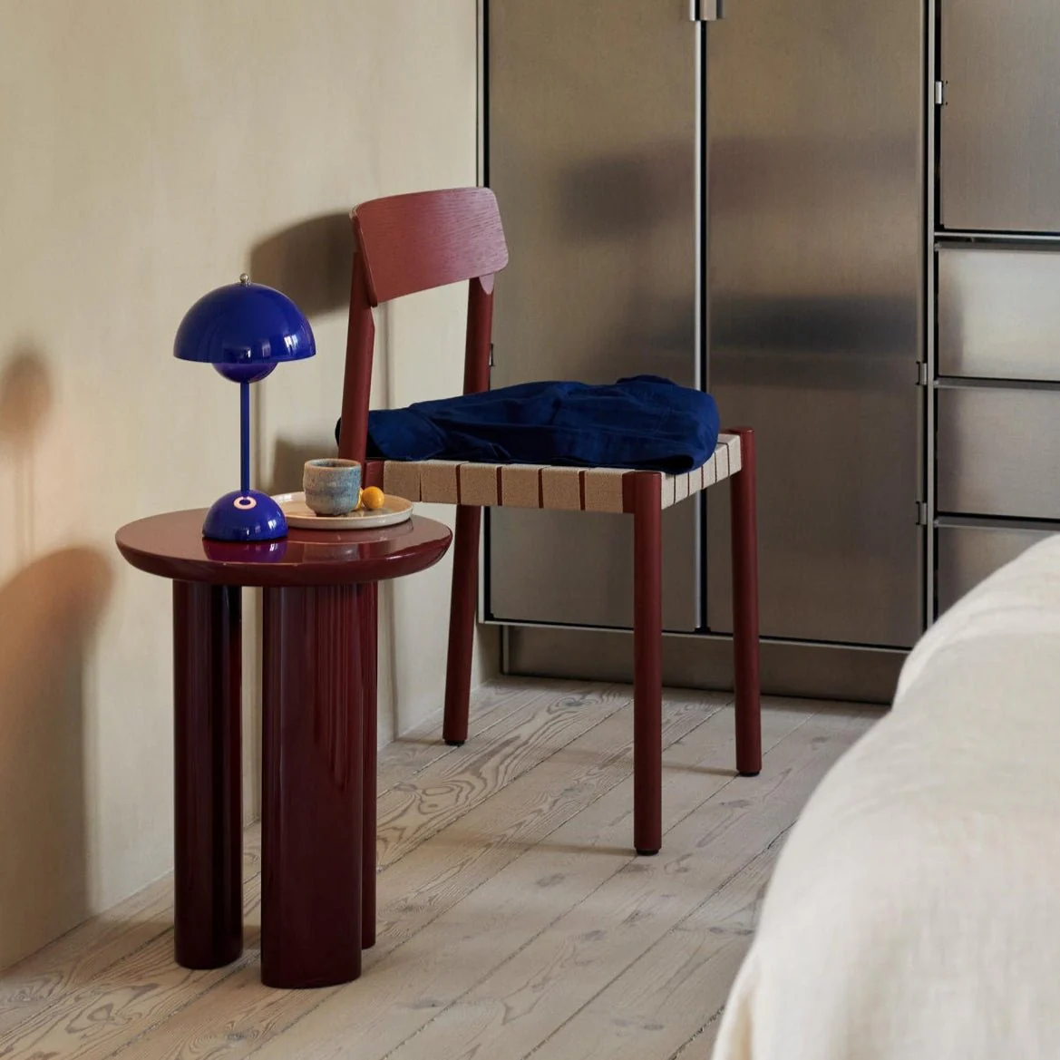Verner Panton Flowerpot Portable Lamp: Cobalt Blue - Image 4