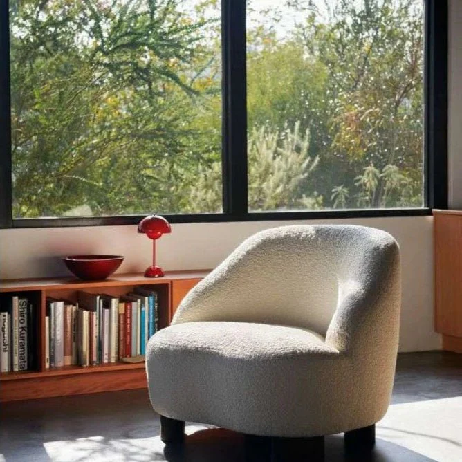 Verner Panton Flowerpot Portable Lamp: Red - Image 3