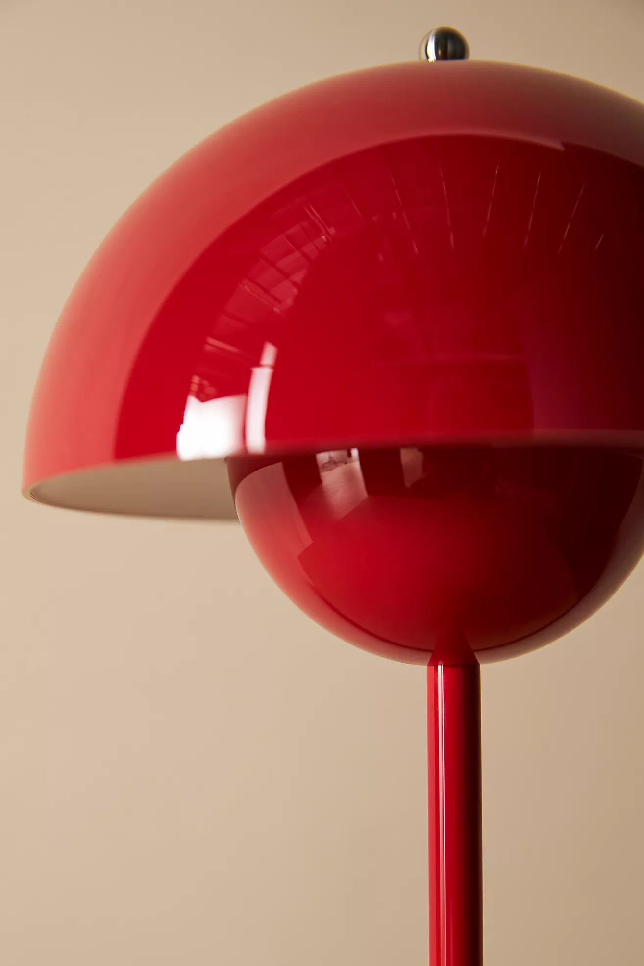 Verner Panton Flowerpot Portable Lamp: Red - Image 4