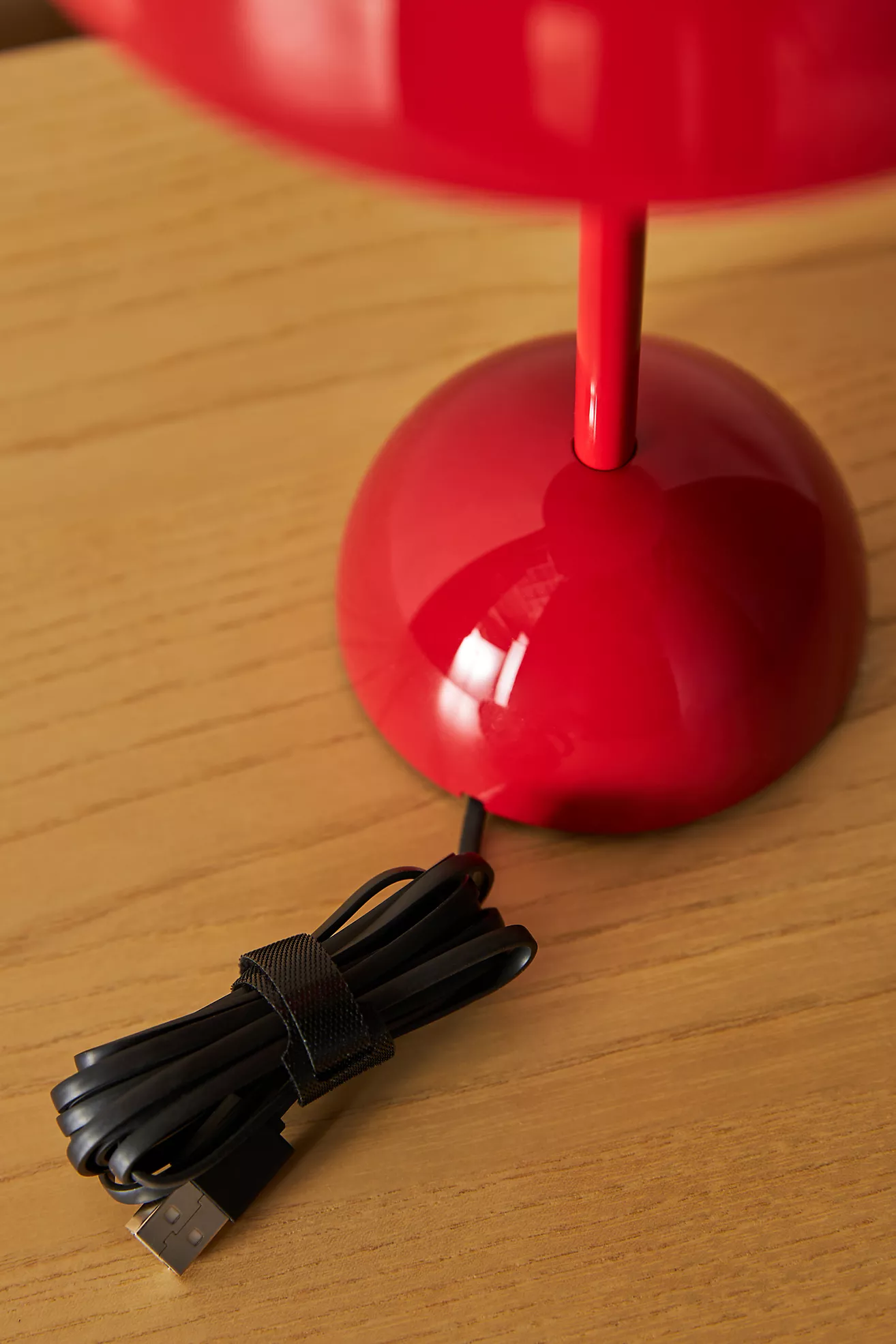 Verner Panton Flowerpot Portable Lamp: Red - Image 6