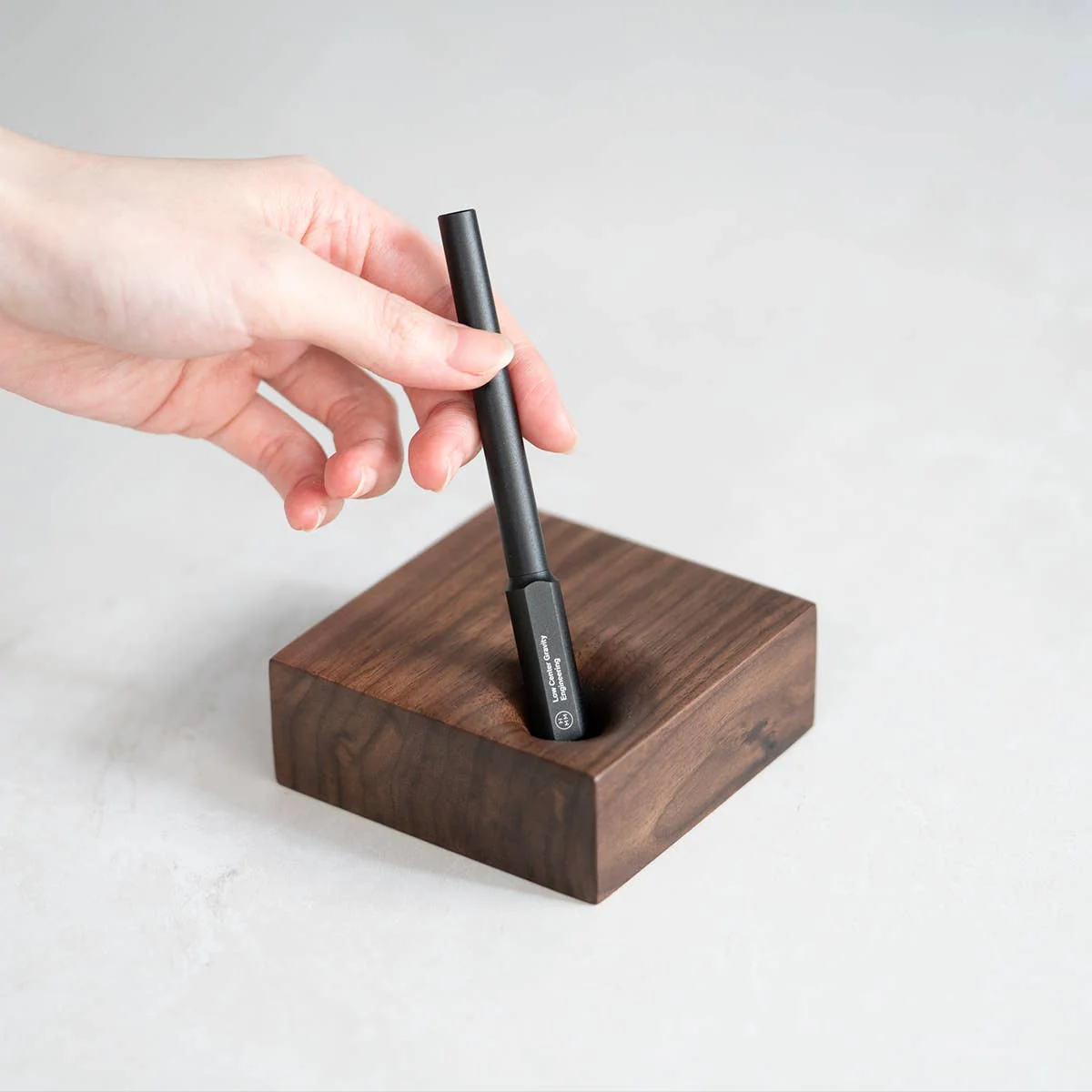 Walnut Pen Stand - Image 4