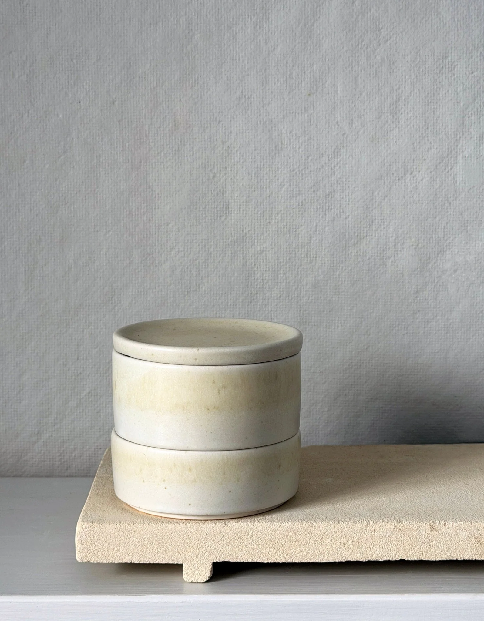 Yohen Tiered Catchall - Image 3