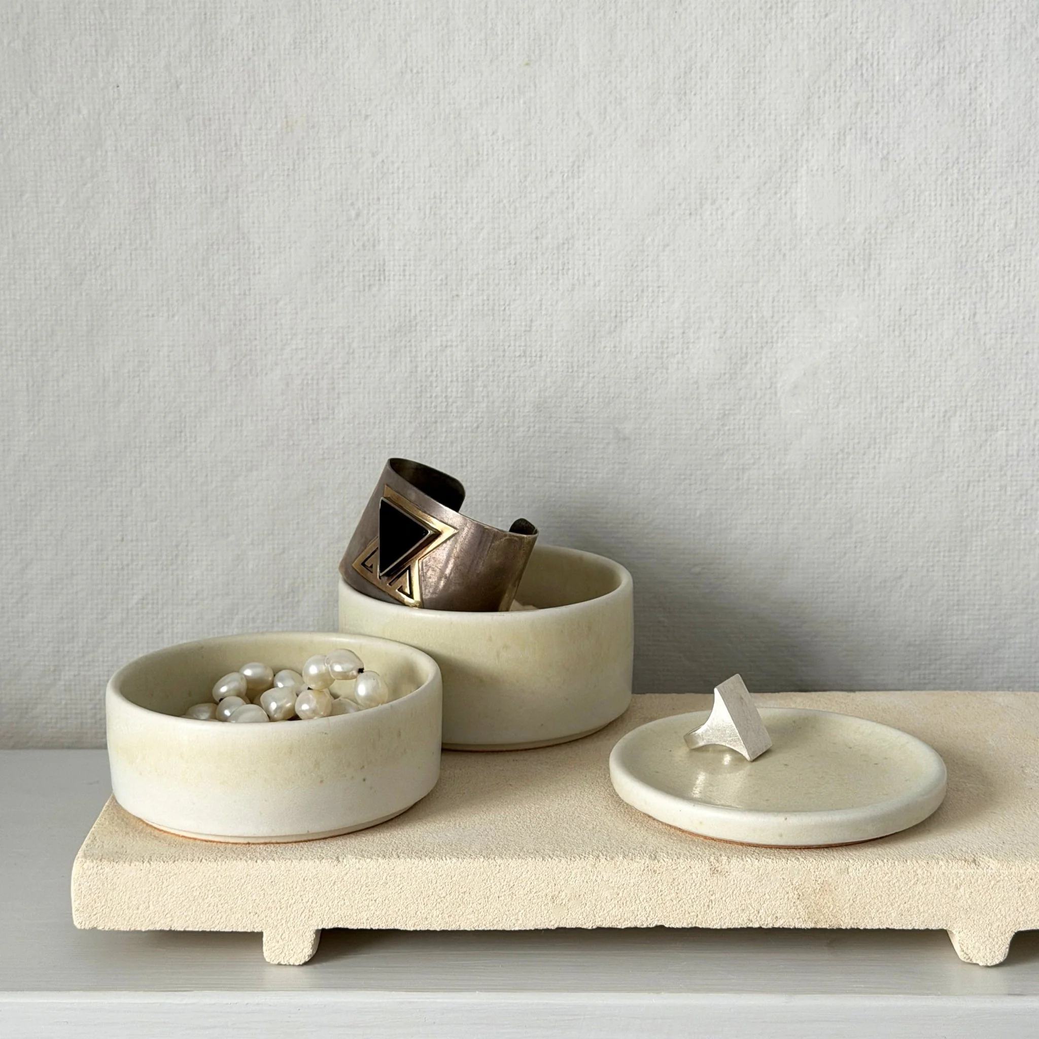 Yohen Tiered Catchall - Image 4