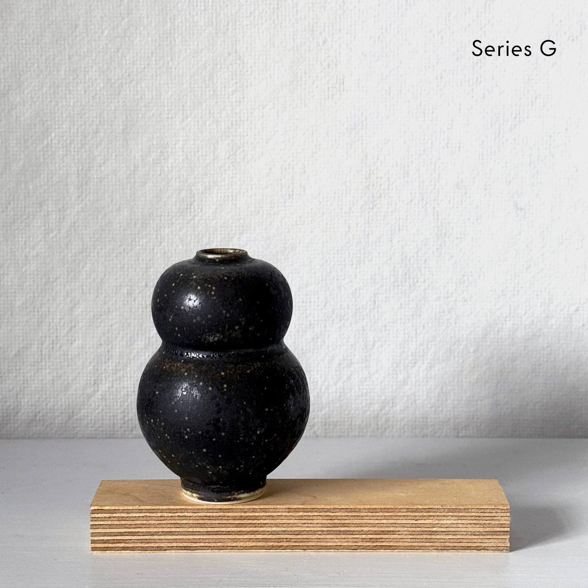 Yuta Segawa Vases: Black - Image 10