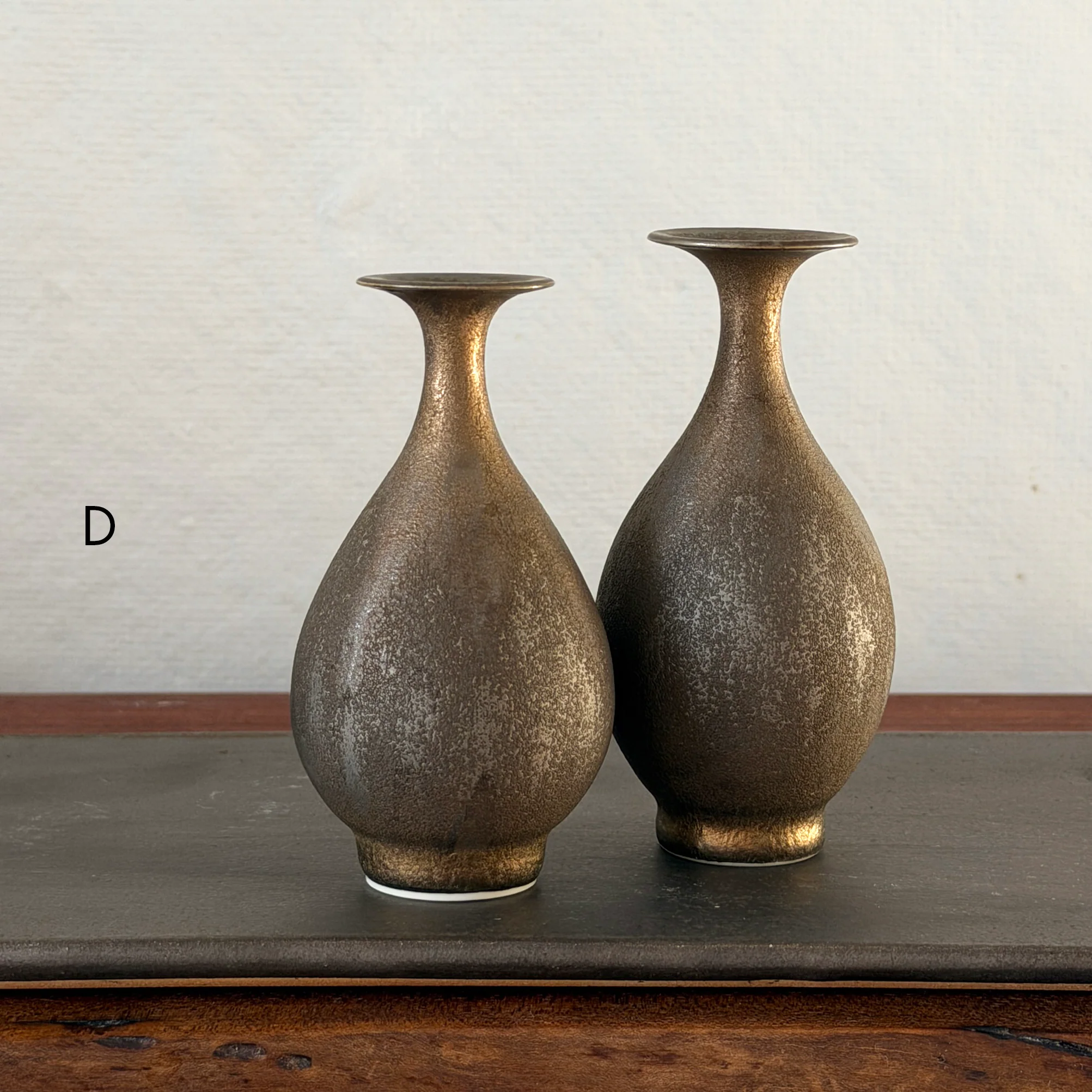 Yuta Segawa Vases: Gilded Charcoal - Image 5